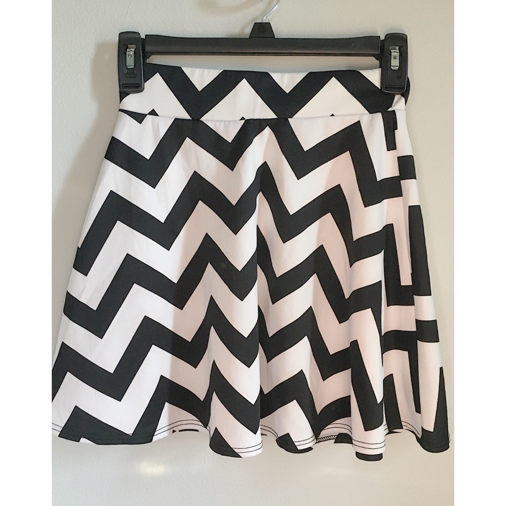 Zig Zag Skater Style Skirt